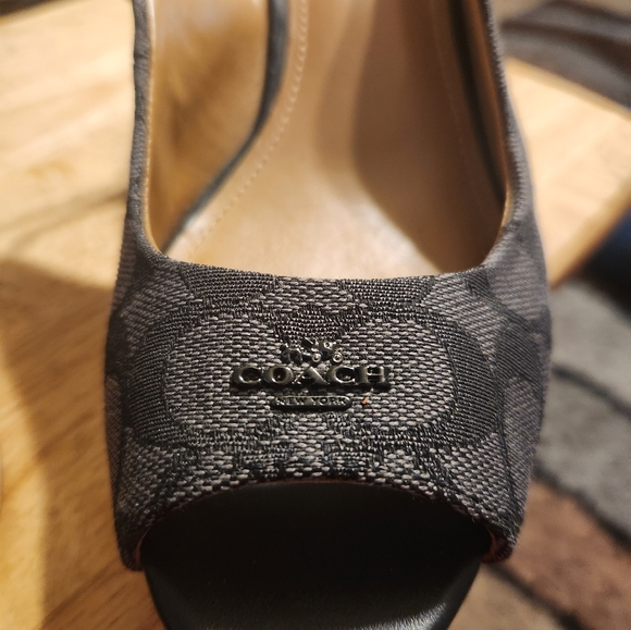 Coach Ferry peek a boo sling back platform Signature Wedge Heel size 8.5 OFFER - Picture 5 of 7